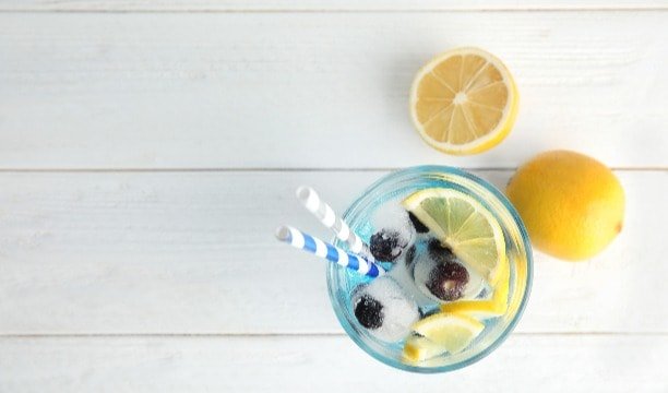 Lemon And Blueberry Water